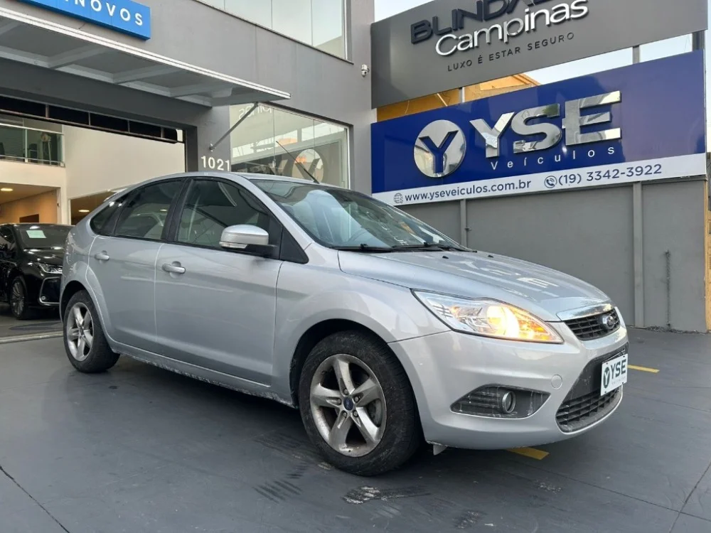 Ford Focus 2.0 16V/ 2.0 16V Flex 5p
